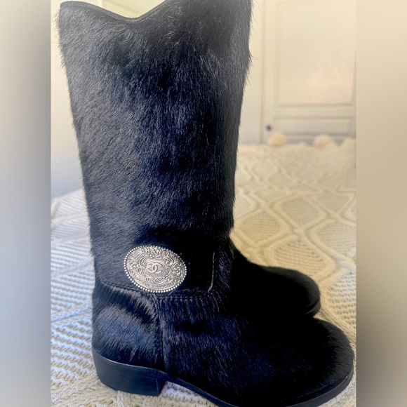 Authentic Chanel cowboy boots this sexy fury shoes is a must buy